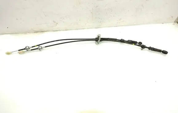 Hyundai Tucson JM Gear shift cable linkage 