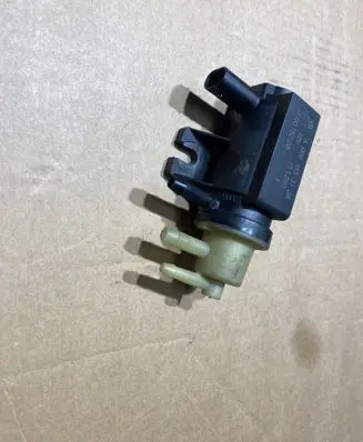 Mercedes-Benz Sprinter W906 Turbo solenoid valve A0091533128 0091533128