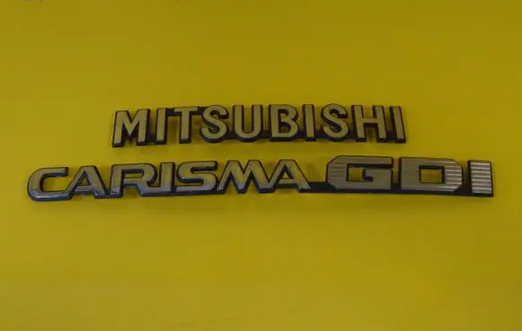 Mitsubishi Carisma Manufacturers badge/model letters 