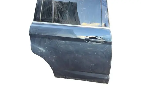 Ford C-MAX II Rear door