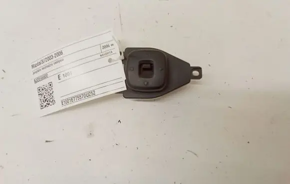 Mazda 3 I Wing mirror switch BJOE66600