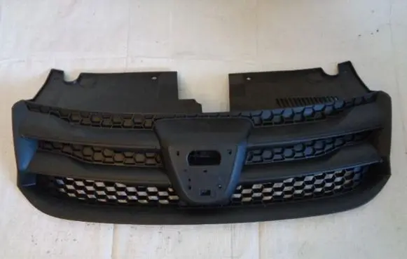 Dacia Sandero Front bumper upper radiator grill 623103971R