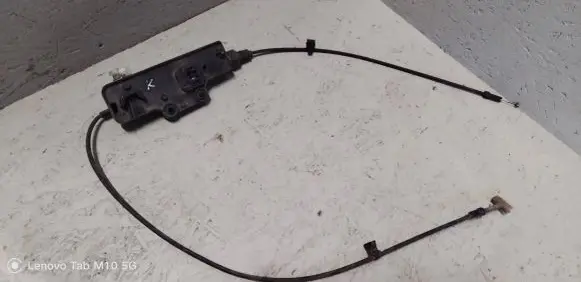 Tesla Model S Engine coolant pipe/hose 106181600b 0135702