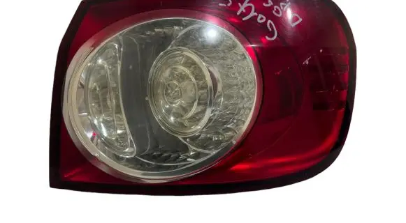 Volkswagen Golf Plus Rear/tail lights 5M0945096N 89039239