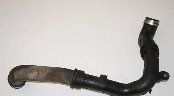 Volkswagen Jetta V Intercooler hose/pipe 1K0145770D