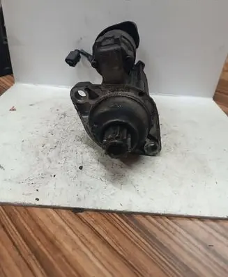 Volkswagen PASSAT B6 Starter motor 02M911023N TS18E3