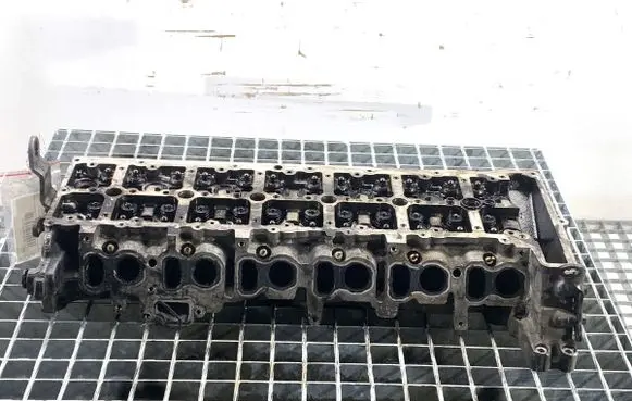 BMW X6 F16 Engine head 