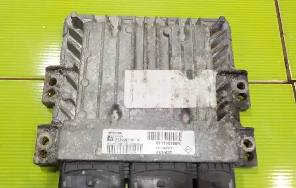 Renault Scenic III - Grand scenic III Engine control unit/module 237100386R 10AB3