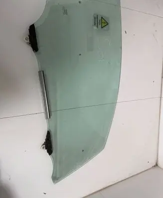 Toyota Corolla E210 E21 Front door window glass four-door 43R00098
