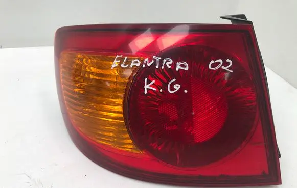 Hyundai Elantra Rear/tail lights