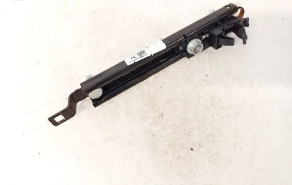 Opel Astra H Seat belt adjustment rail 13166032 604217100c