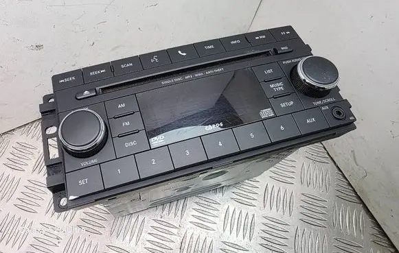 Jeep Compass Radio/CD/DVD/GPS head unit 05064955AF