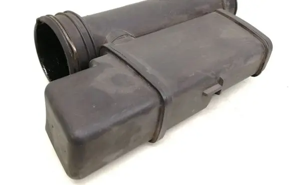 Intake resonator