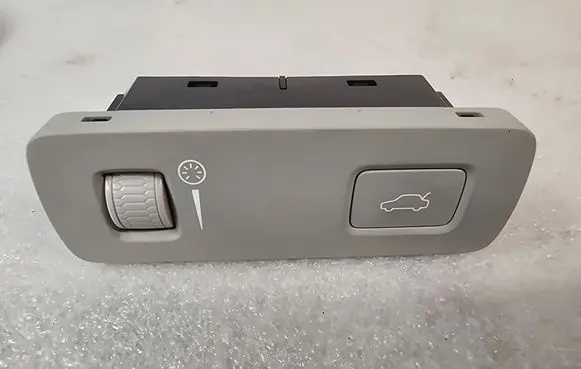Volvo V60 Tailgate/boot open switch button 31481439
