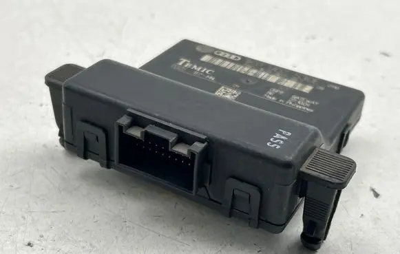 Volkswagen Golf IV Gateway control module 1K0907530E 1K0907951