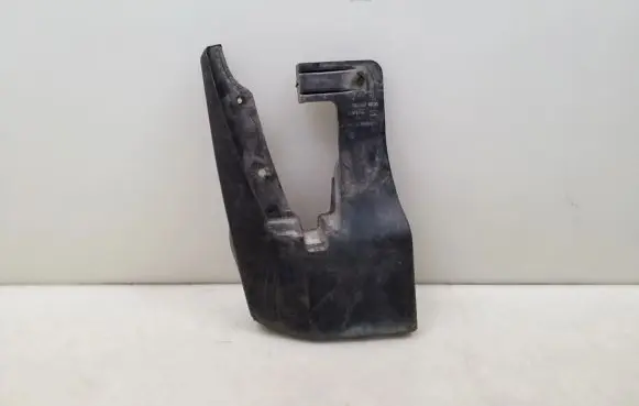 Mercedes-Benz Sprinter W906 Front mudguard A9068820004