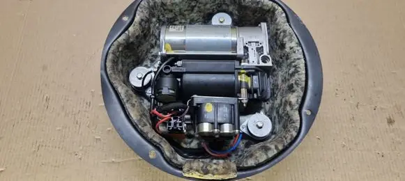 BMW X5 E53 Air suspension compressor/pump 4430200111 1082099