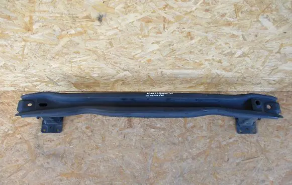 Volkswagen Tiguan Rear bumper cross member 5NA807586