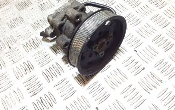 Volkswagen Cross Polo Power steering pump 6N0422164F