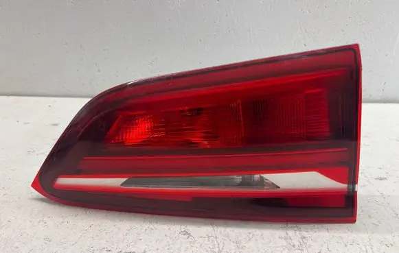 BMW X1 F48 F49 Tailgate rear/tail lights 7350697
