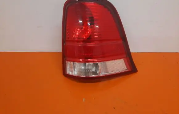 Ford Freestar Rear/tail lights 4F2313B504A