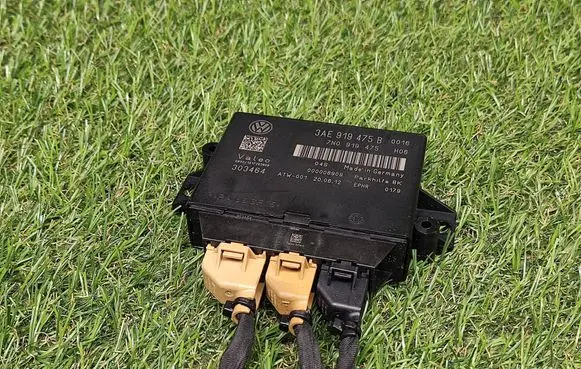 Volkswagen PASSAT CC Parking PDC control unit/module 3AE919475B 7N0919475