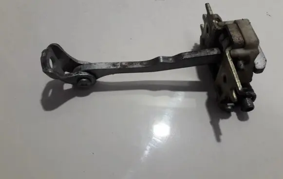 Renault Laguna II Front door check strap stopper 000721MGI