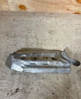 BMW X5 E70 Heat shield in engine bay 8508139 11628508139