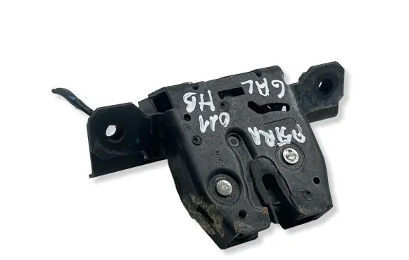 Opel Astra J Tailgate/trunk/boot lock/catch/latch 
