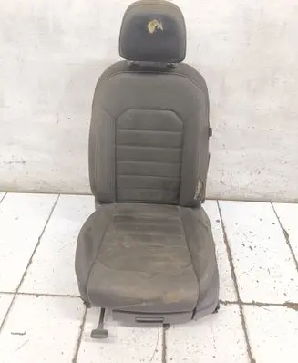 Volkswagen Golf VII Front driver seat 5Q4881105N