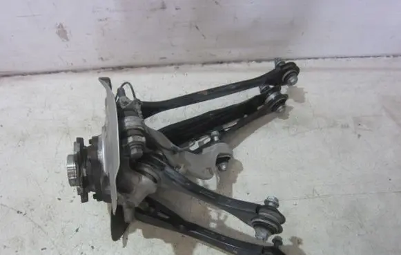 BMW X3 G01 Rear wheel hub spindle/knuckle 33306871028