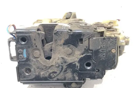 Seat Leon (1M) Rear door lock