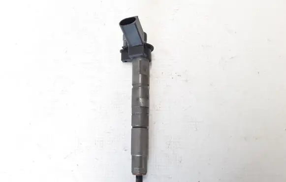 Fuel injector