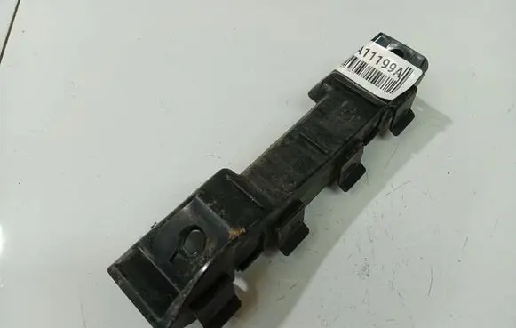 KIA Ceed Front bumper mounting bracket 865181H000