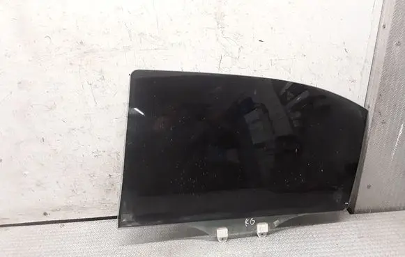 Rear door window glass
