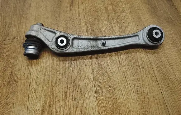 Porsche Macan (95B) Front control arm 8K0407155C