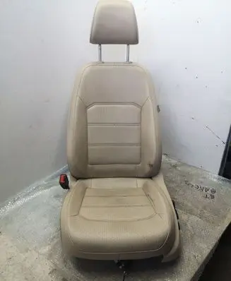 Volkswagen PASSAT B7 USA Front driver seat 