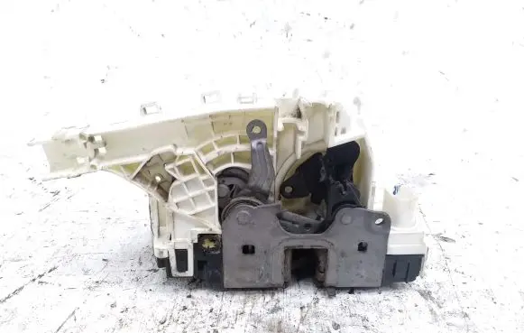 Volkswagen Crafter Sliding door lock A9067304335