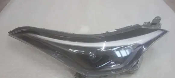 Toyota C-HR I Headlight/headlamp 211583923 19530F 81110YY260