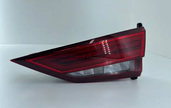 Audi A3 S3 8V Tailgate rear/tail lights 8V5945076B