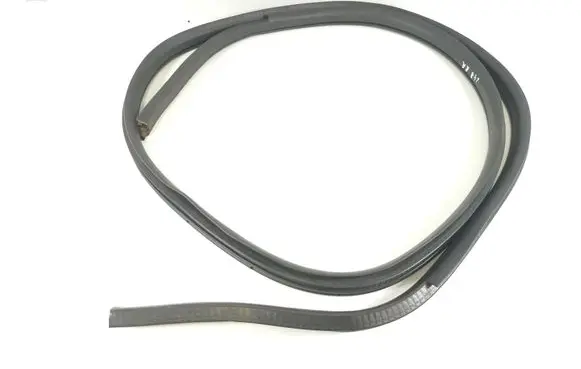 Ford Explorer V Rear door rubber seal (on body) Unknown