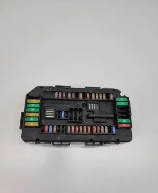 BMW 4 F36 Gran coupe Fuse module 9389068