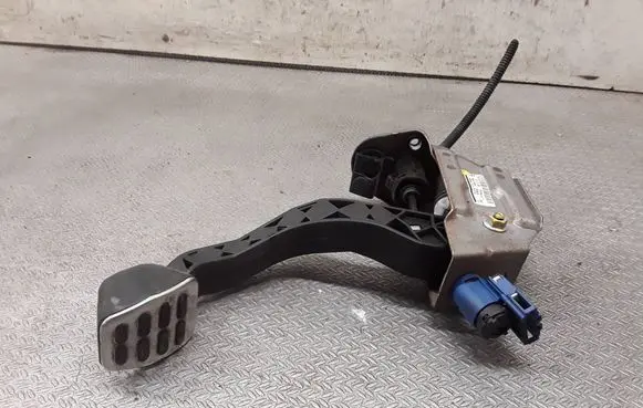 Skoda Roomster (5J) Clutch pedal 6Y1721059L