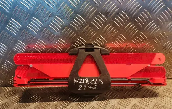 Mercedes-Benz CLS C218 X218 Tool box 