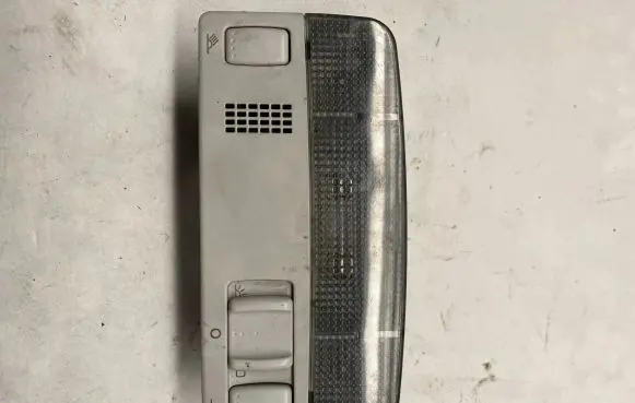 Skoda Octavia Mk2 (1Z) Front seat light 3B0947105