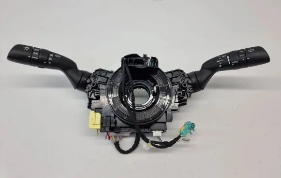 Toyota RAV 4 (XA50) Wiper turn signal indicator stalk/switch 8924550040