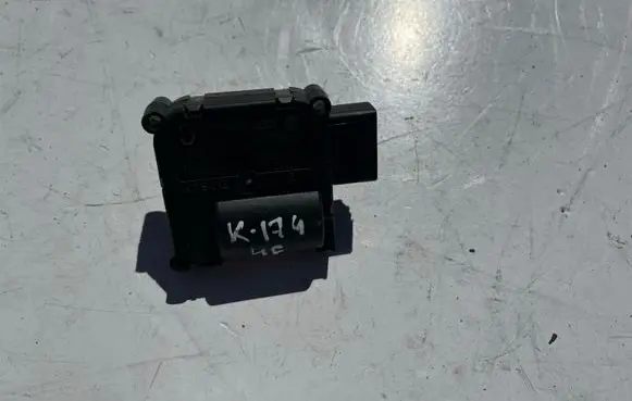 Audi A6 S6 C6 4F Air flap motor/actuator 4F0820511B