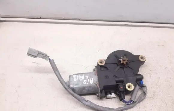 Honda CR-V Rear door window regulator motor 805120