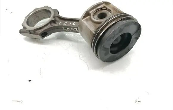Toyota Hiace (H100) Piston with connecting rod 