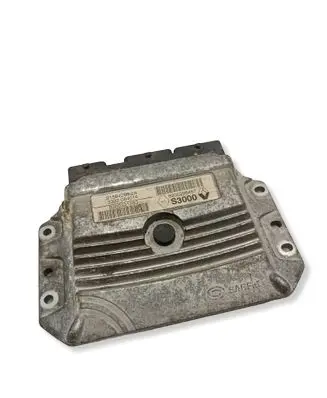 Renault Megane II Engine control unit/module 8200298457 215842882A 8200321263